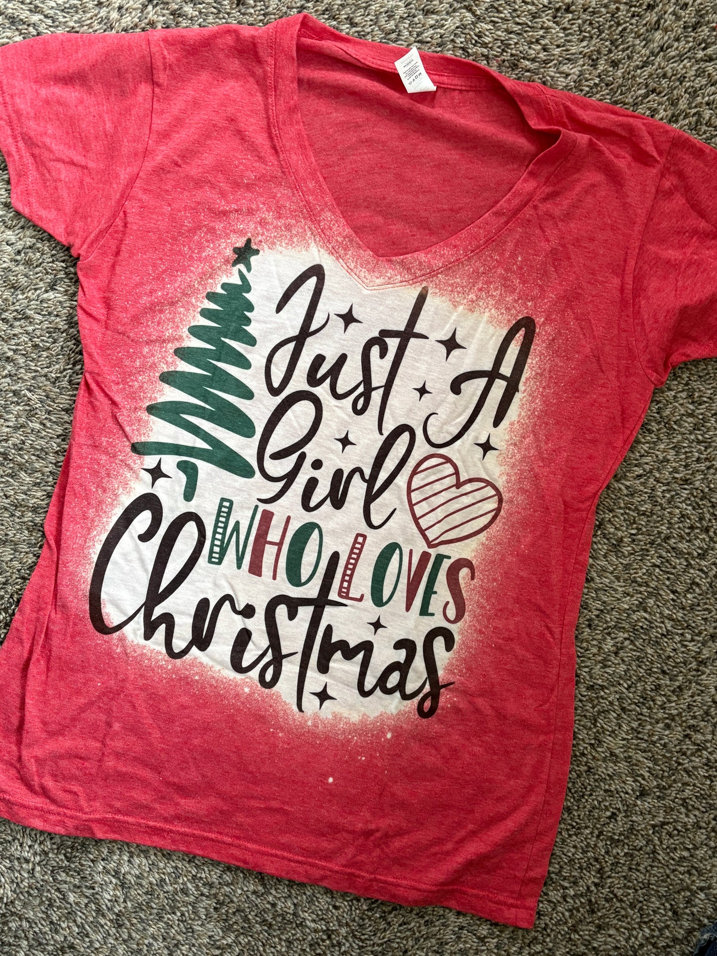 Just a Girl Who Loves Christmas Tee