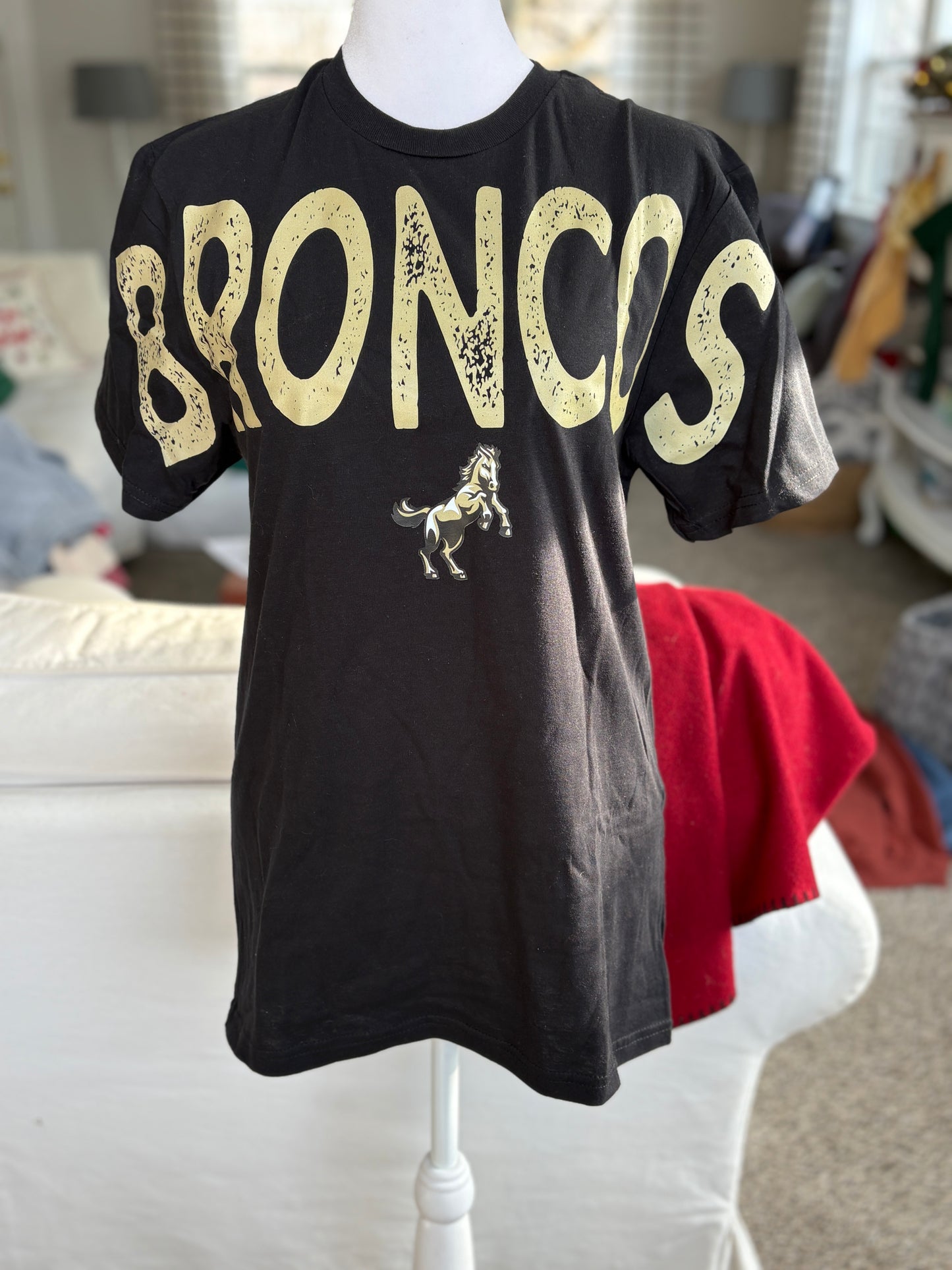 Broncos Wide Shoulder