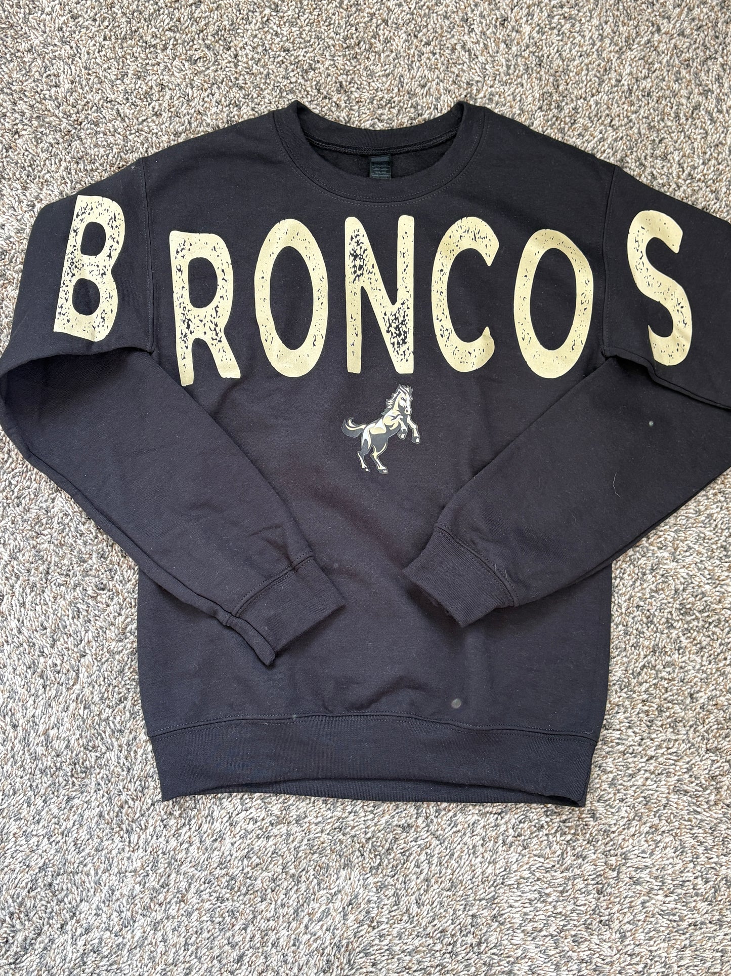 Broncos Wide Shoulder